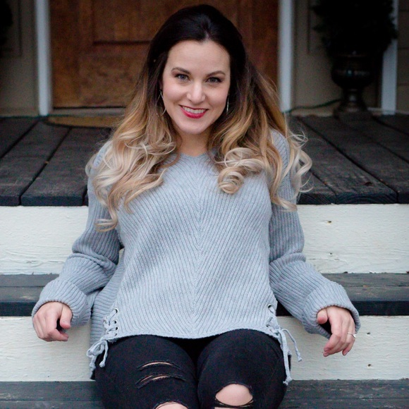 Gray Ribbed Sweater - Picture 2 of 3